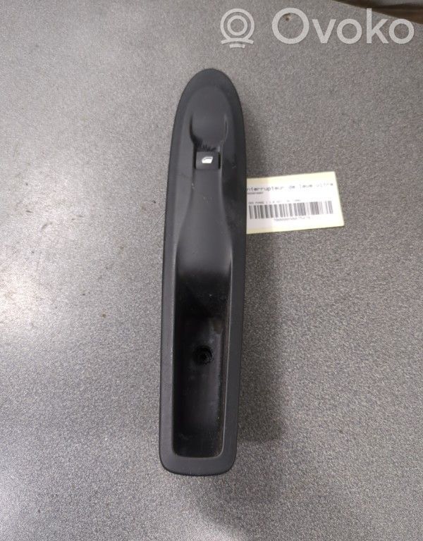 Citroen DS3 Electric window control switch 
