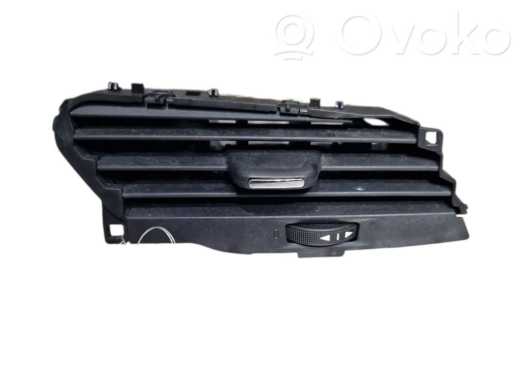 Opel Corsa E Dashboard side air vent grill/cover trim 
