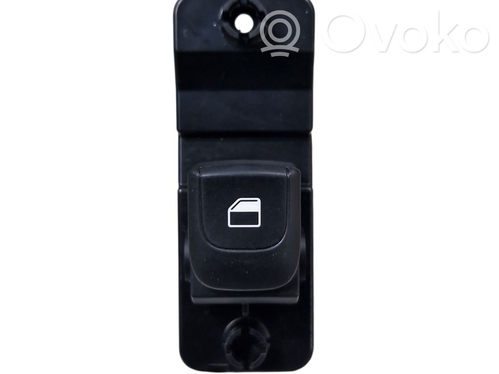 KIA Rio Electric window control switch 