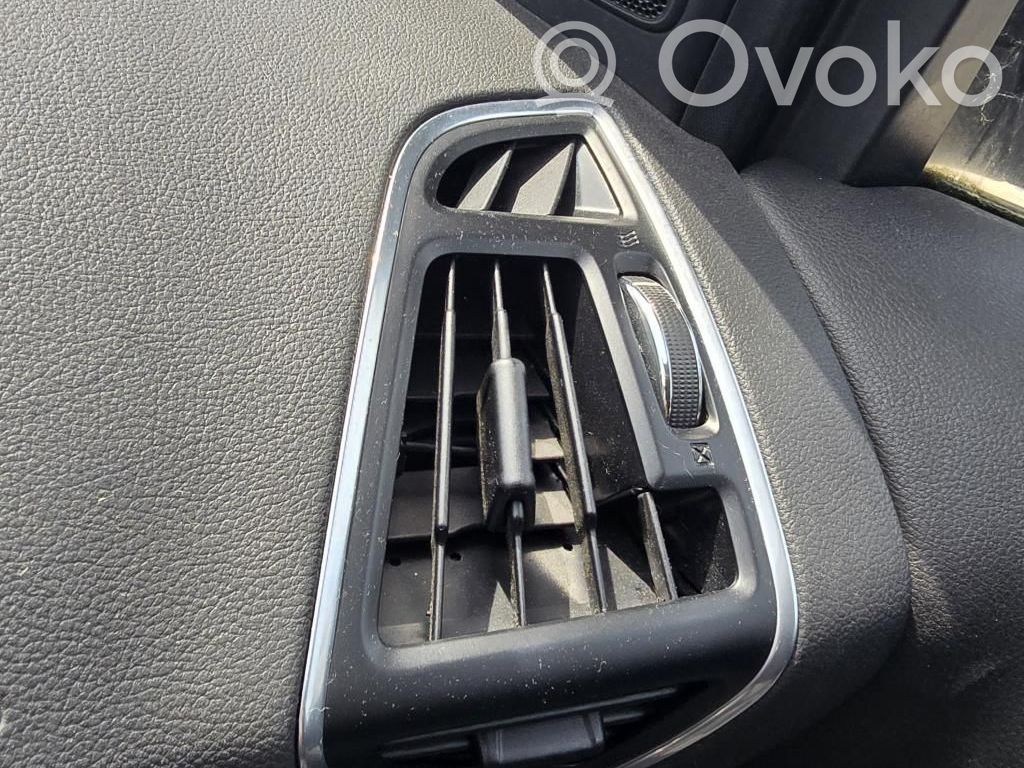 Ford Kuga II Moldura protectora de la rejilla de ventilación lateral del panel 