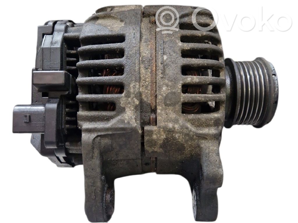 Alternador   038903024D