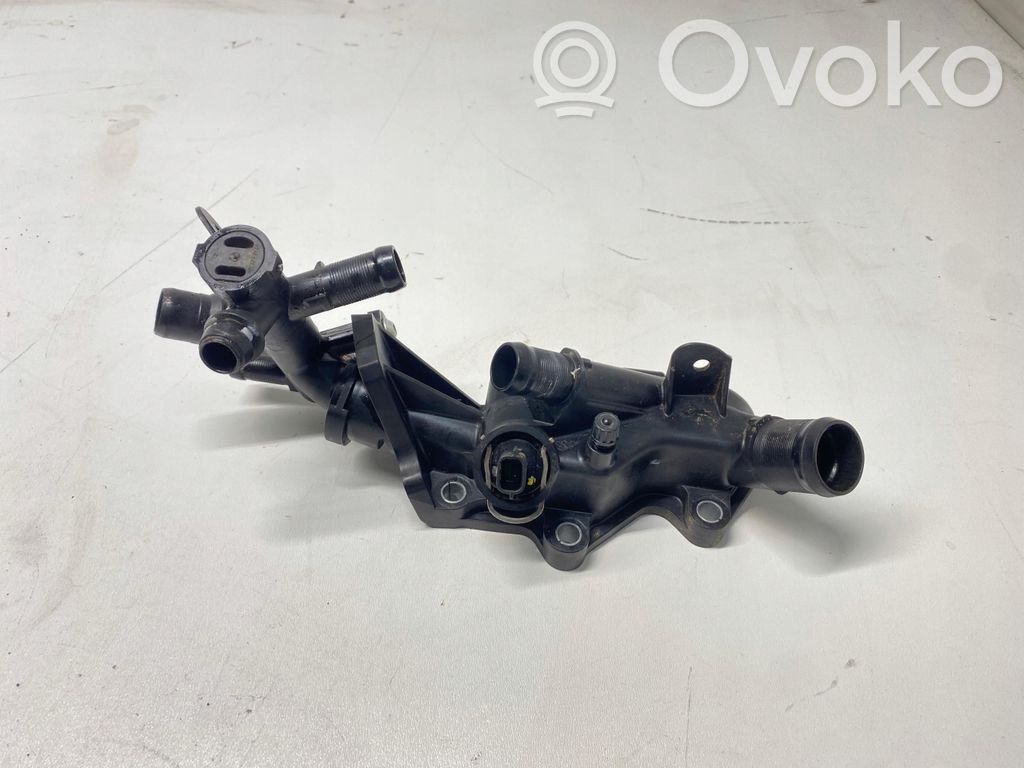 Dacia Sandero Carcasa del termostato (Usadas) 
