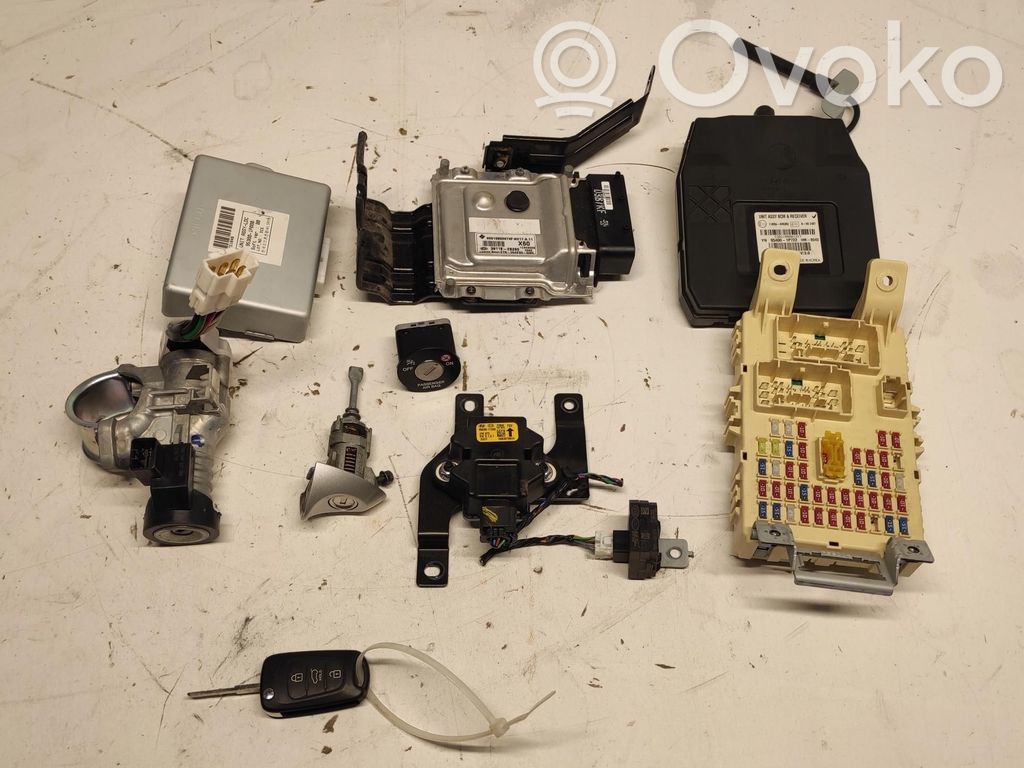 KIA Venga Engine ECU kit and lock set 