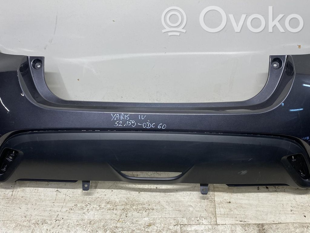Toyota Yaris XP210 Parachoques 
