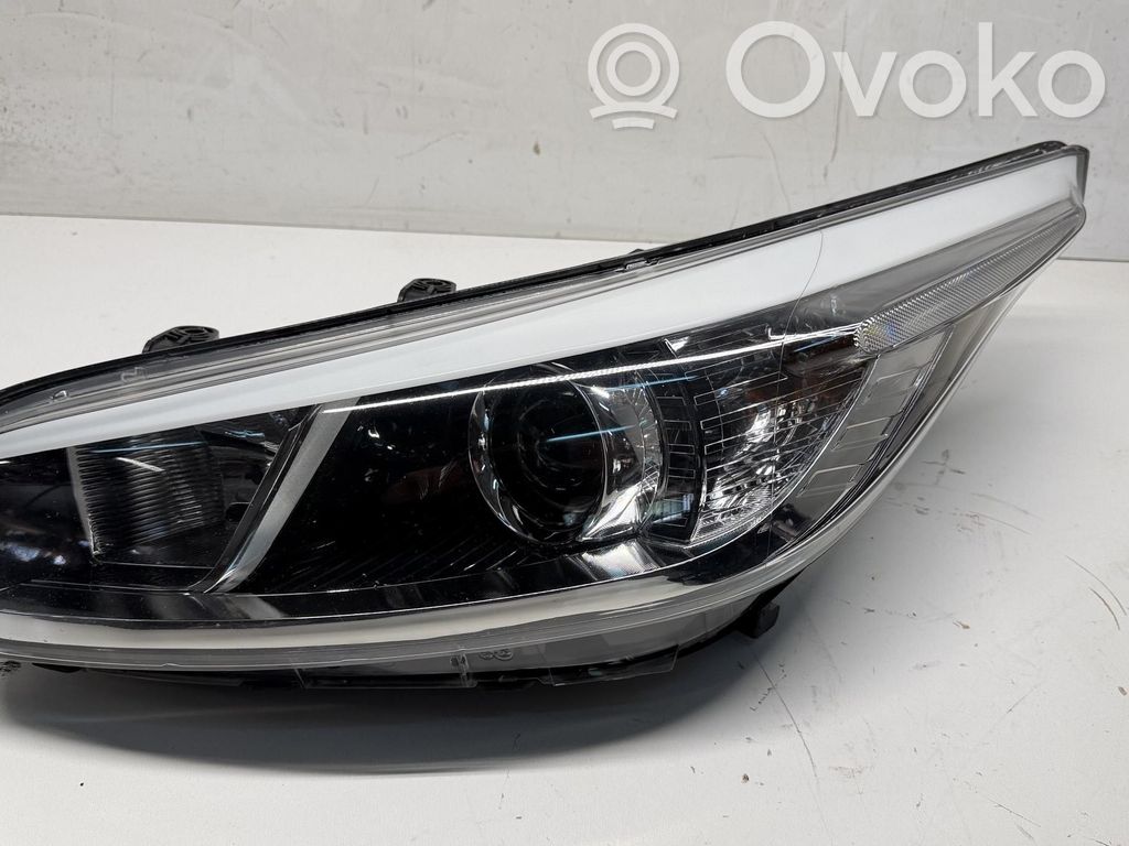 KIA Ceed Headlight/headlamp 