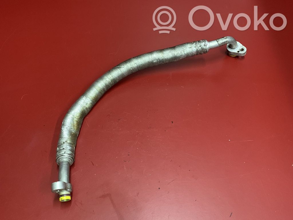 BMW X5 E70 Ilmastointilaitteen putki (A/C) 