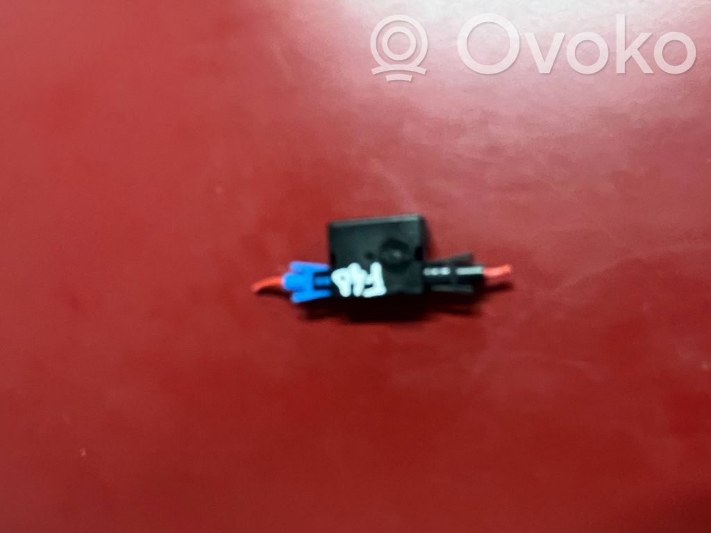 BMW X1 F48 F49 Amplificatore antenna 