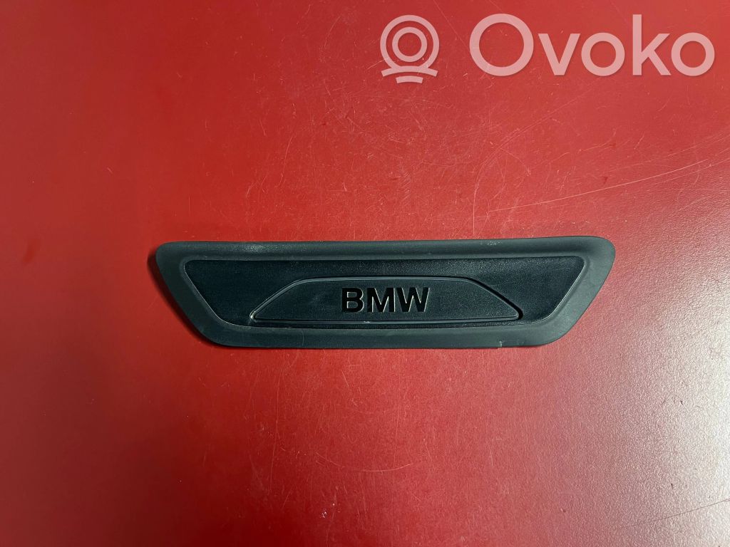 BMW X1 F48 F49 Apărătoare laterală spate 