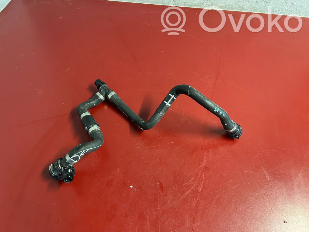 BMW iX Engine coolant pipe/hose 
