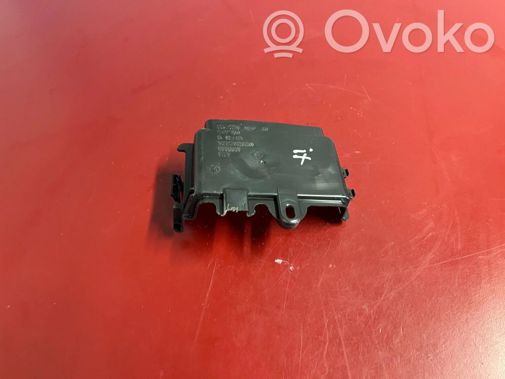 BMW iX Coperchio scatola dei fusibili 