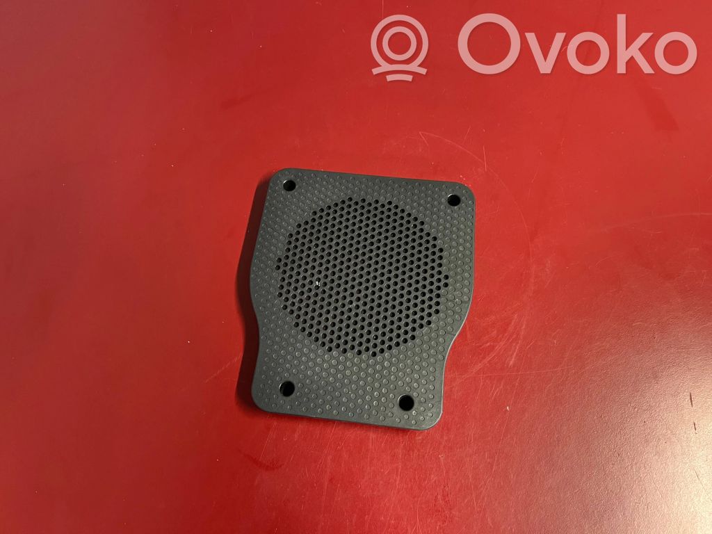 BMW iX Subwoofer grill/trim 