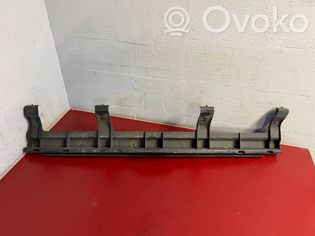 Chrysler Town & Country V Rear bumper mounting bracket 