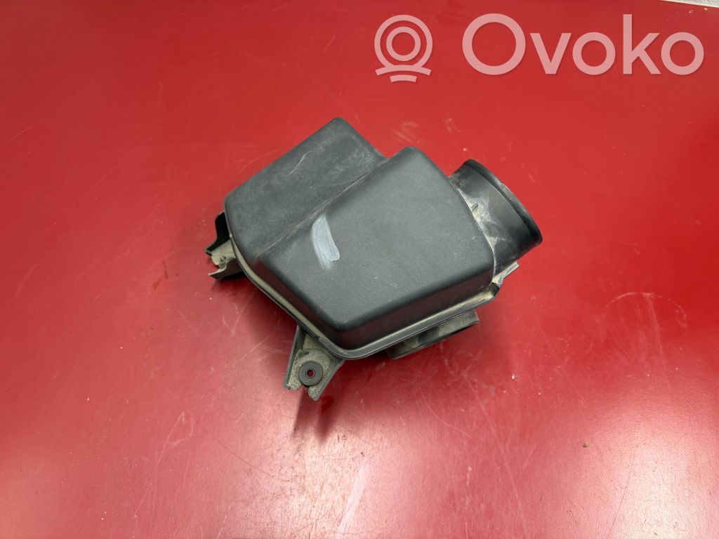 Chrysler Pacifica Intake resonator 
