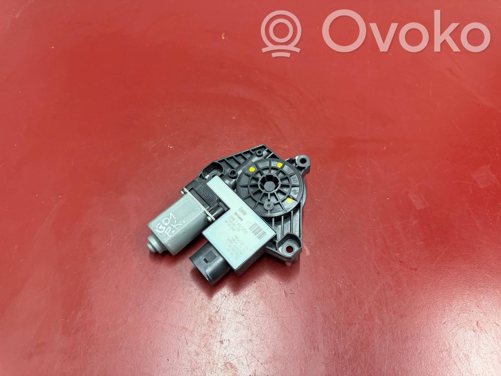 BMW X3 G01 Silnik regulatora szyby drzwi przednich 