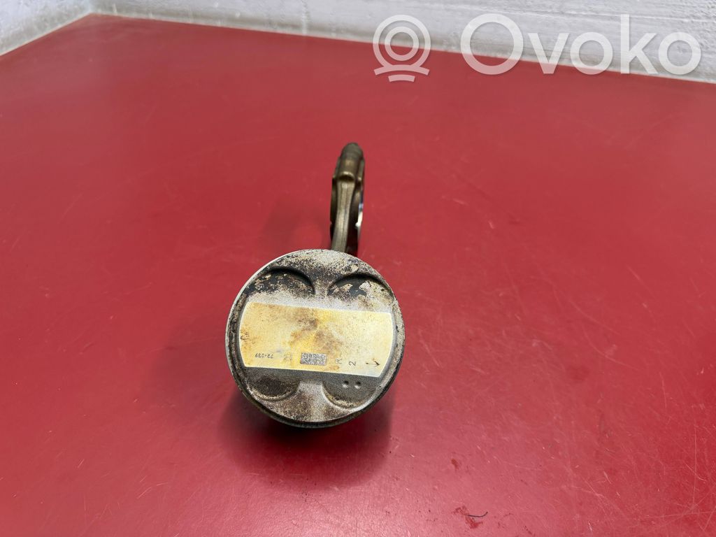 Chrysler Pacifica Piston with connecting rod 