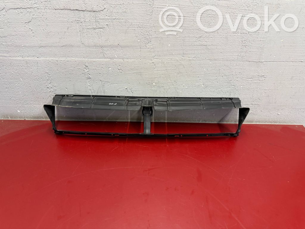BMW 5 F10 F11 Wlot / Kanał powietrza intercoolera 