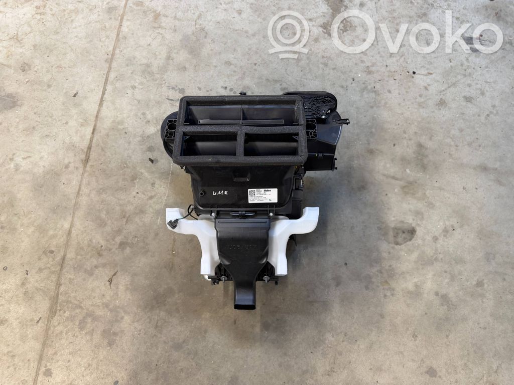 BMW X1 U11 Bloc de chauffage complet 