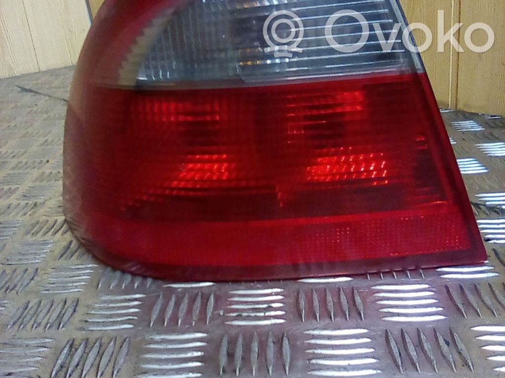 Saab 9-5 Galinis žibintas kėbule 