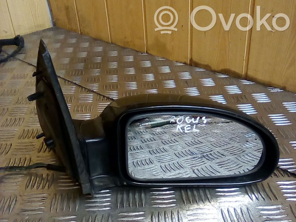 Ford Focus Front door electric wing mirror 