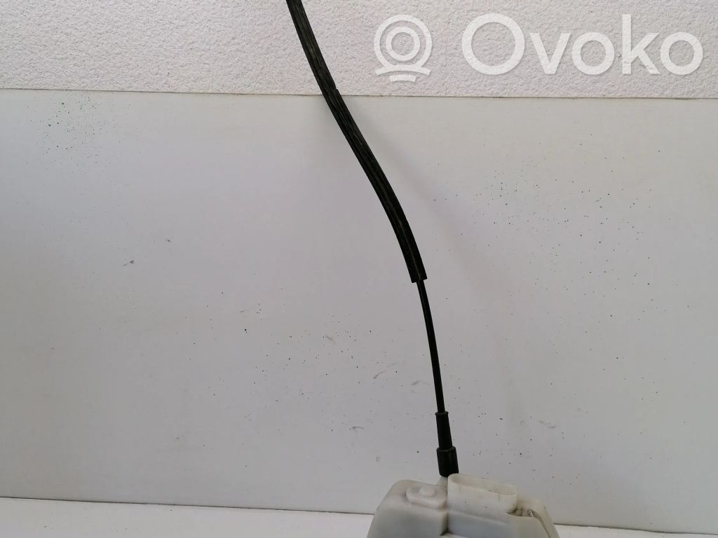 Citroen C3 Aizmugurē slēdzene 