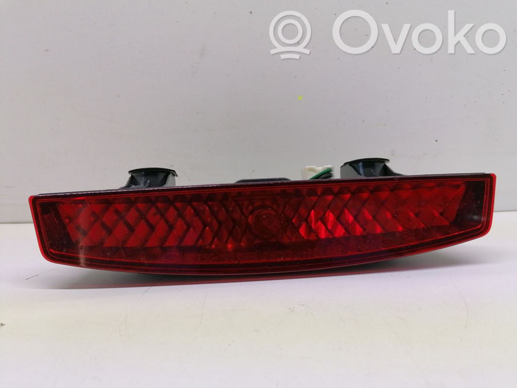 KIA Rio Third/center stoplight 