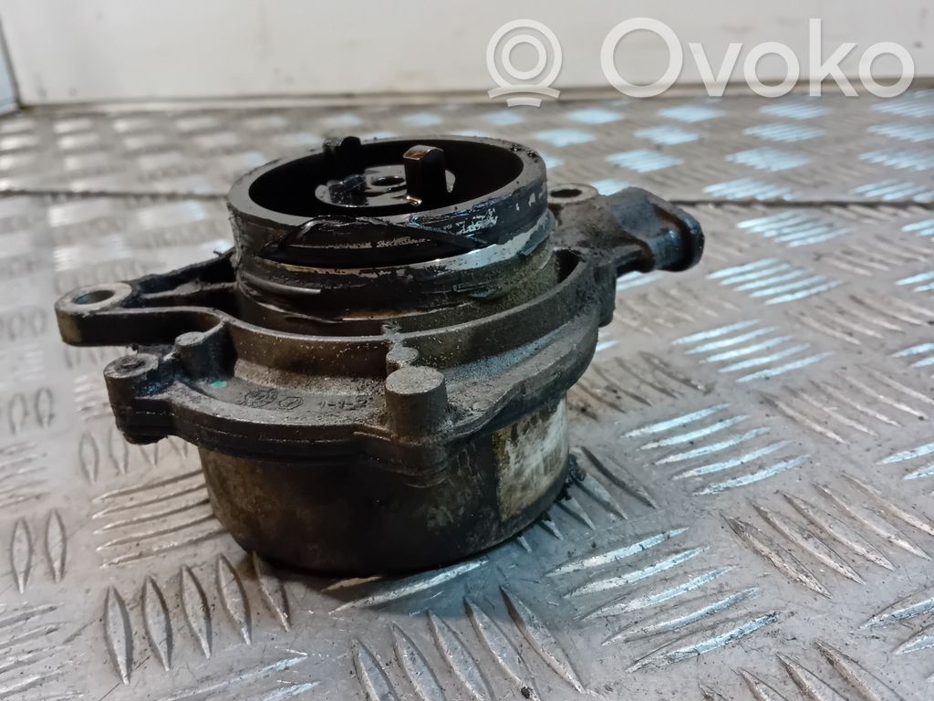 Vakuumo pompa   7787366C