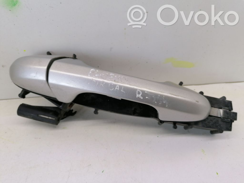 Manecilla externa puerta trasera   40263400
