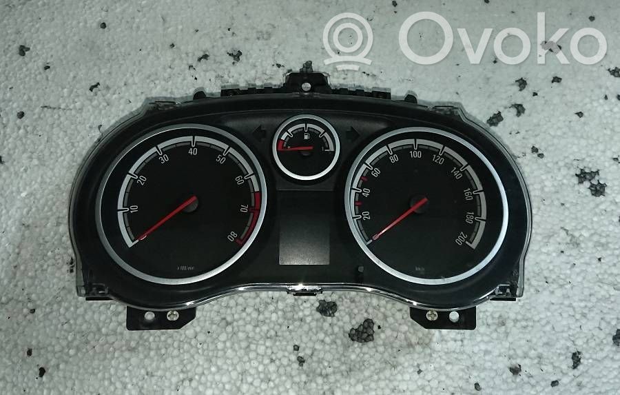 Opel Corsa D Vitezometru (grup de instrumente) 
