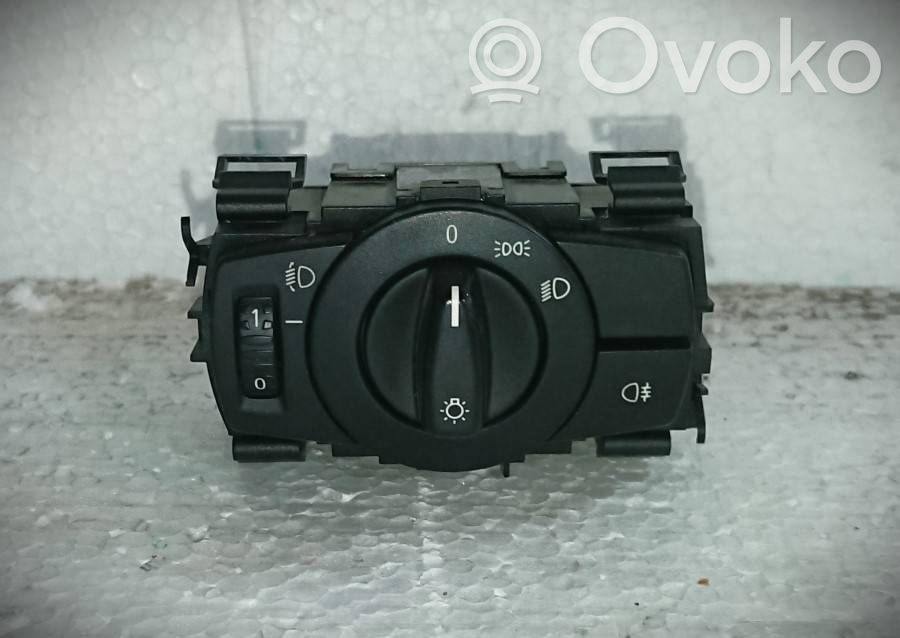 Lichtschalter   6932795