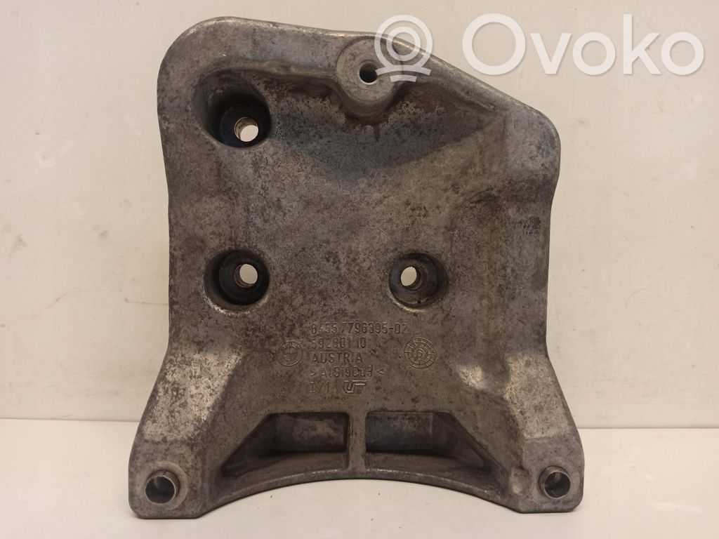 BMW 5 E60 E61 Support de compresseur de clim 