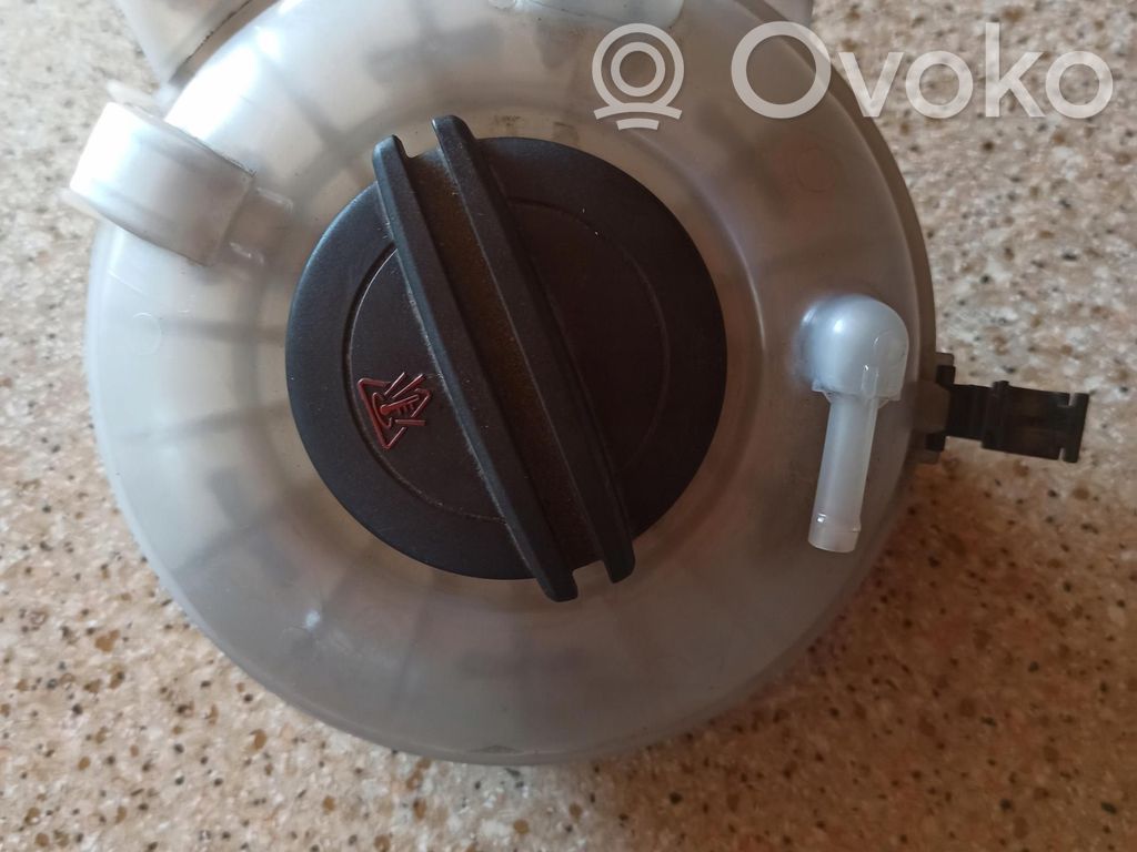 Audi A3 S3 8V Coolant expansion tank/reservoir 
