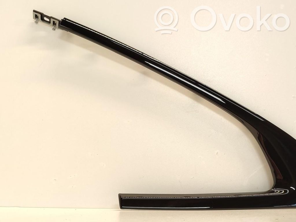 BMW 2 F44 Listwa szyby drzwi tylnych 