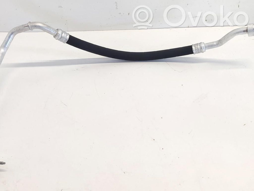 Skoda Octavia Mk3 (5E) Air conditioning (A/C) pipe/hose 