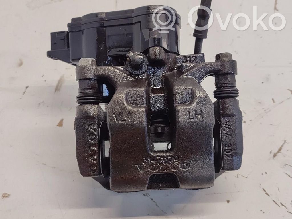 Volvo XC40 Takajarrusatula 