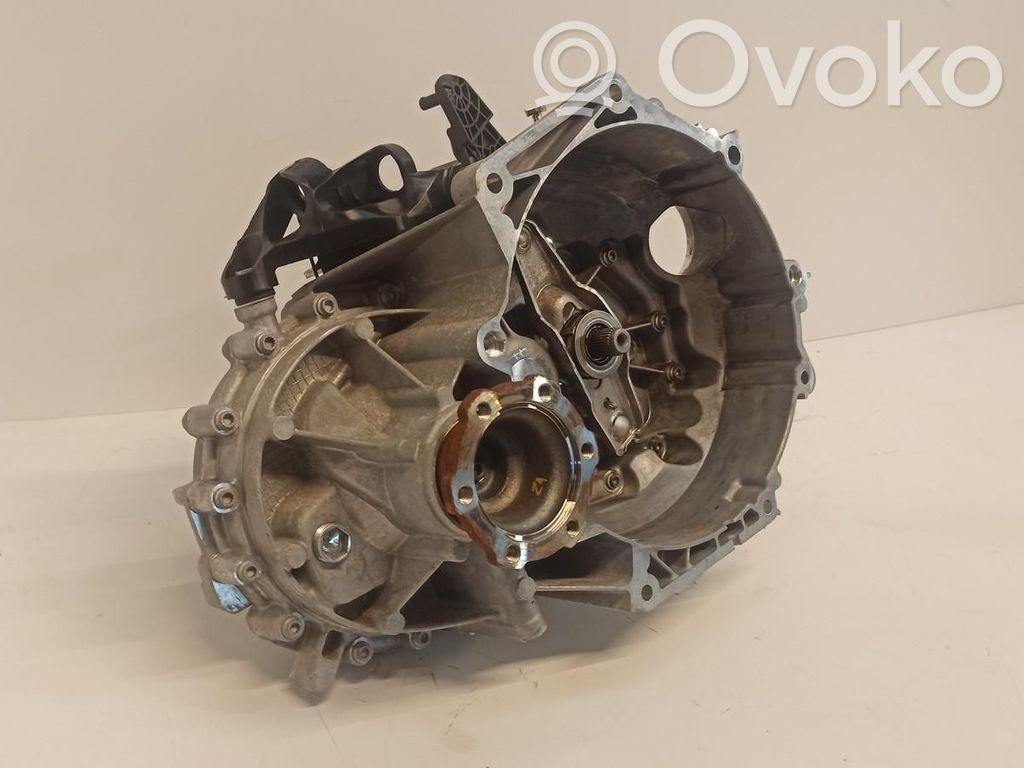 Audi A3 8Y Cutie viteze manuală cu 5 trepte 