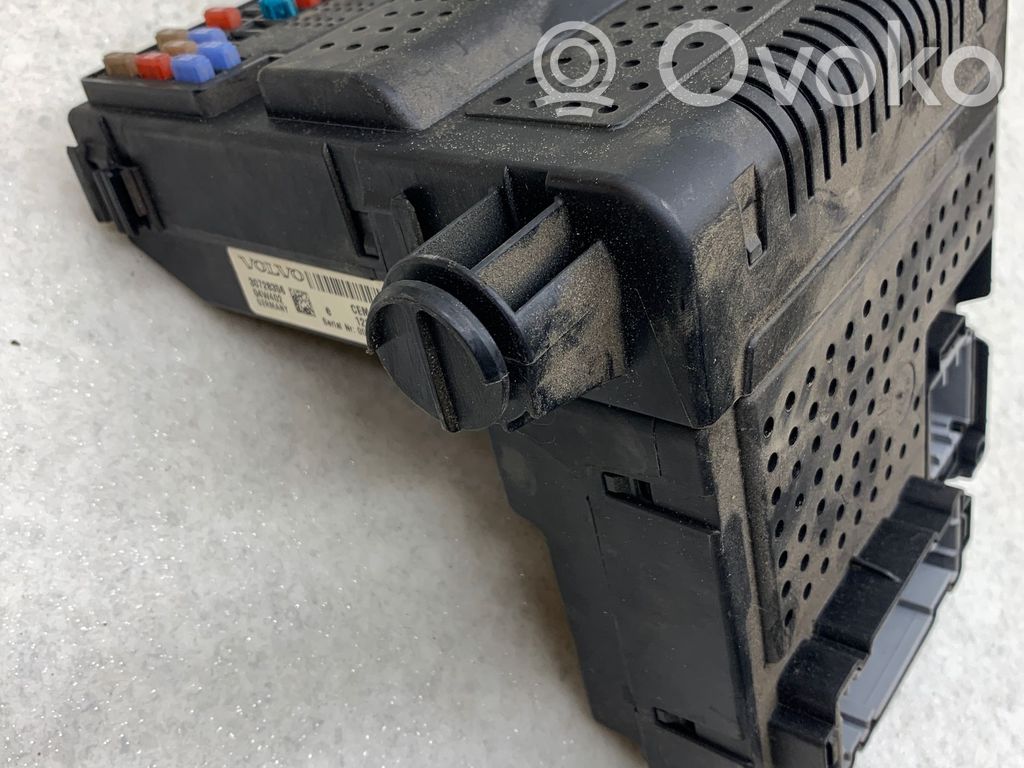 Fuse module   30728356,12216069