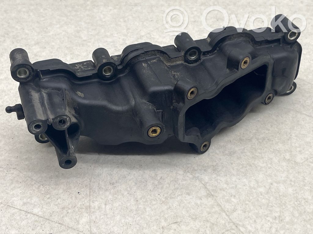 Volkswagen Phaeton Intake manifold 