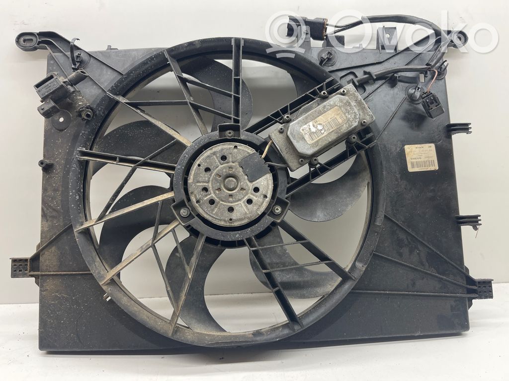 Volvo V70 Elektrisks radiatoru ventilators 