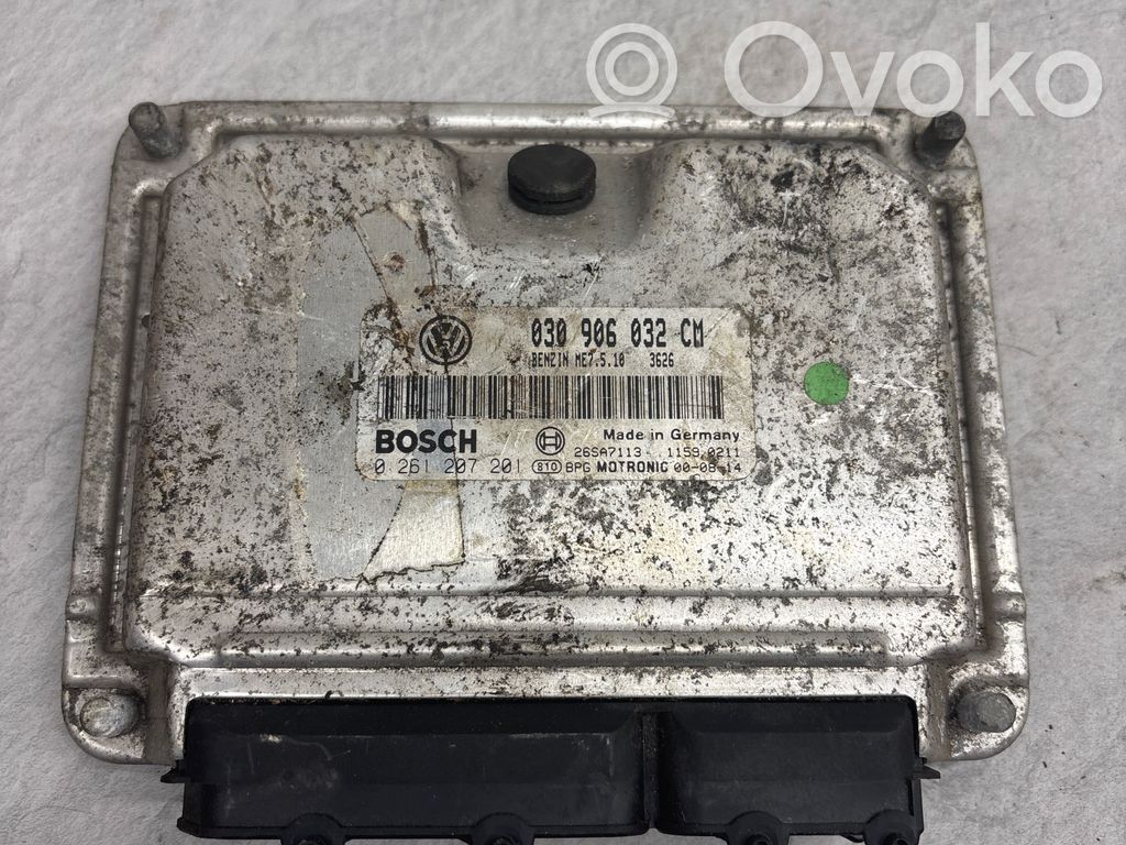Volkswagen Polo Engine control unit/module 