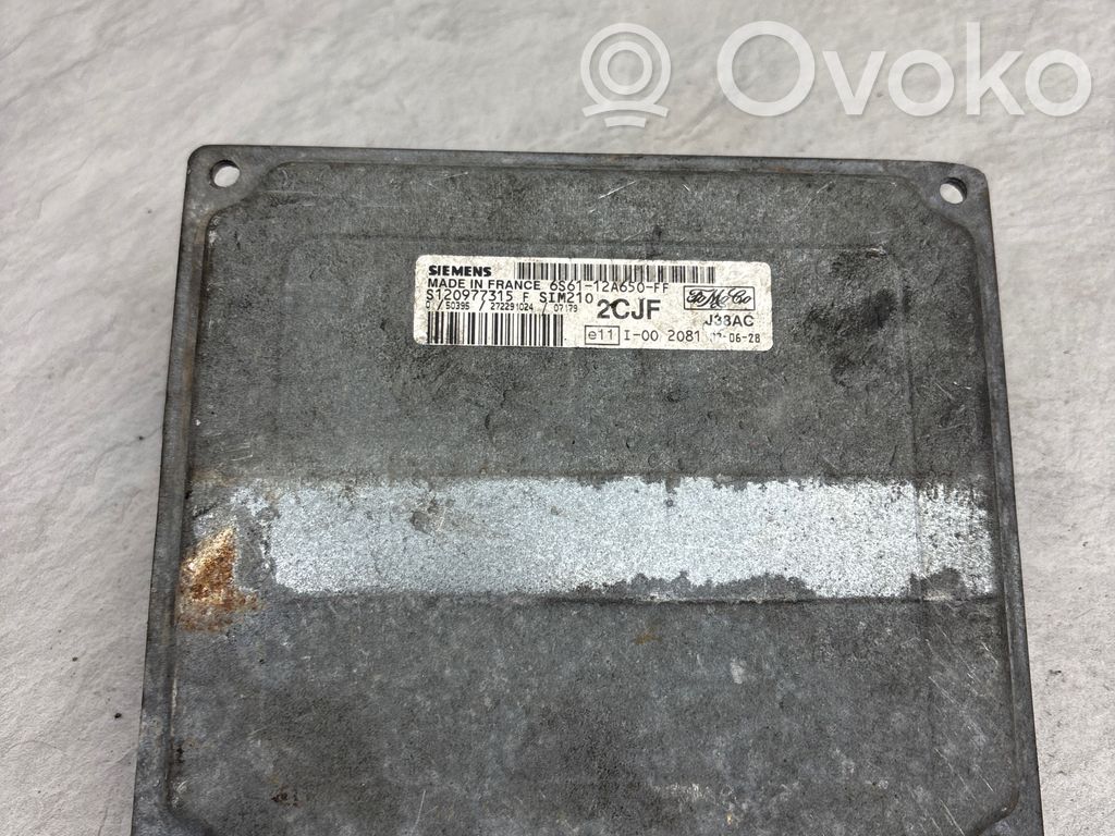 Ford Fiesta Engine control unit/module 