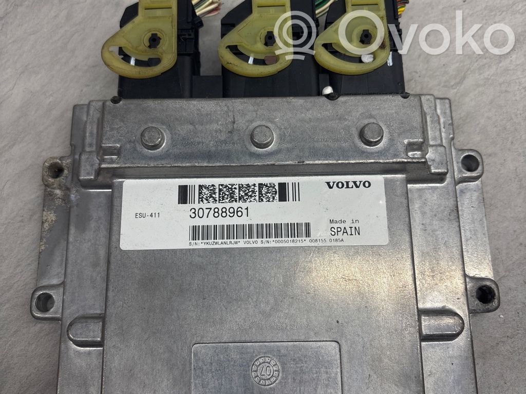 Volvo V50 Engine control unit/module ECU 