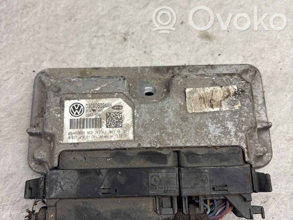 Volkswagen Golf Plus Engine control unit/module 
