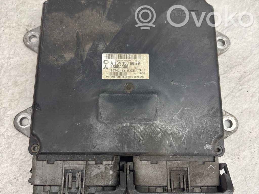 Mitsubishi Colt Engine control unit/module 