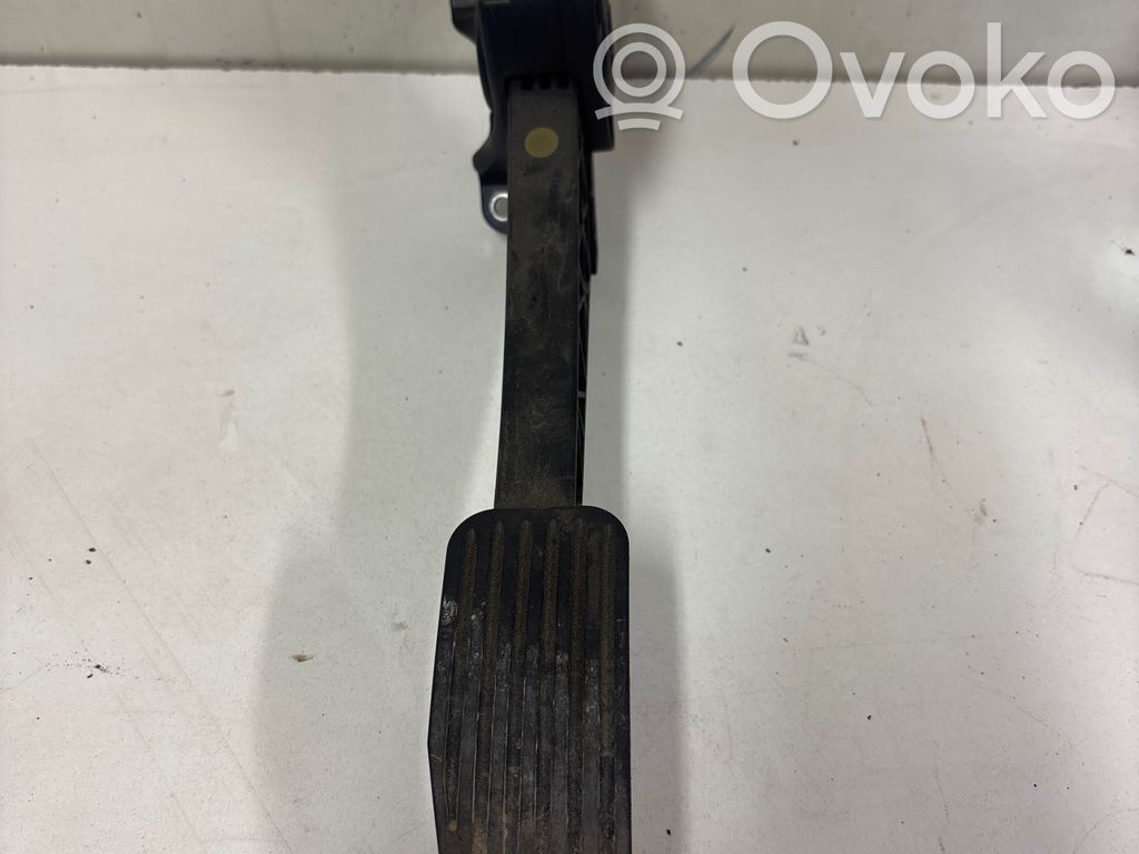 Volvo S60 Accelerator throttle pedal 