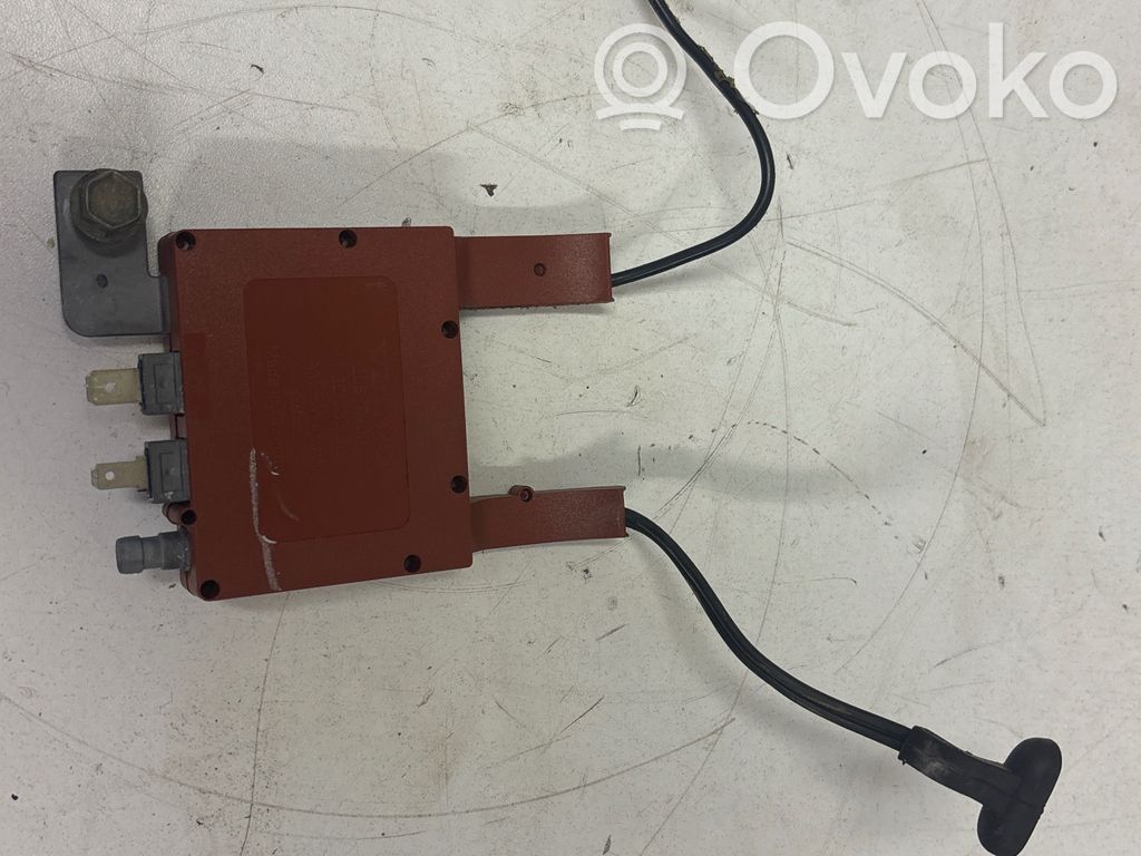 Volvo S60 Antenos stiprintuvas 
