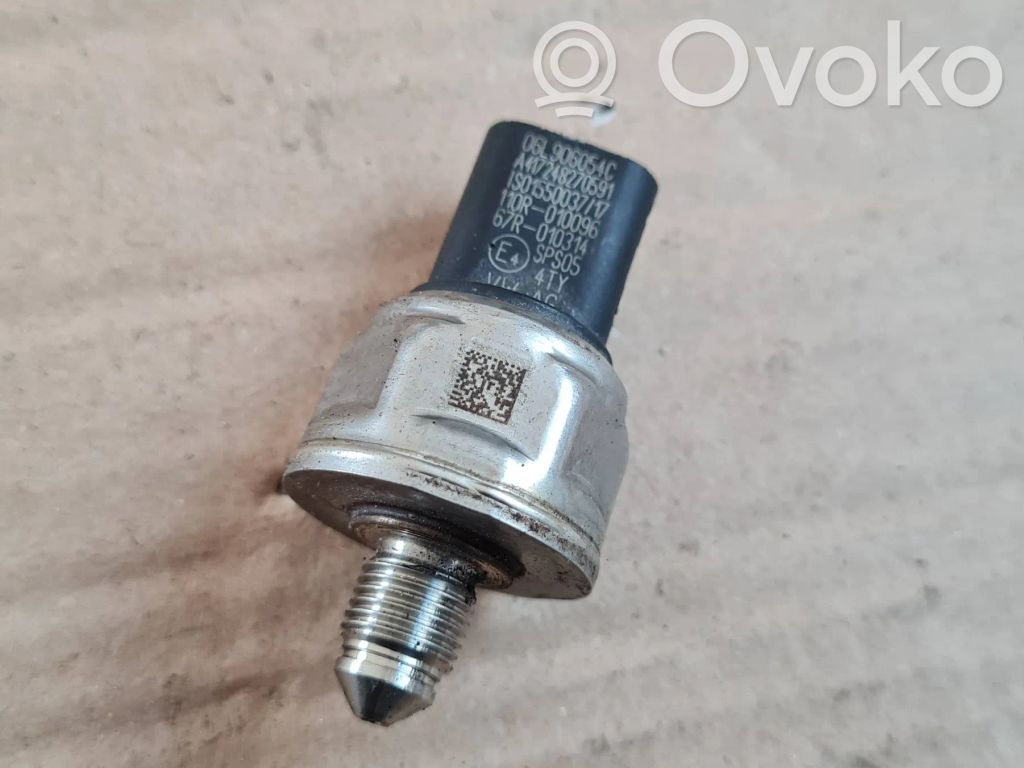 Audi A5 Fuel main line pipe 