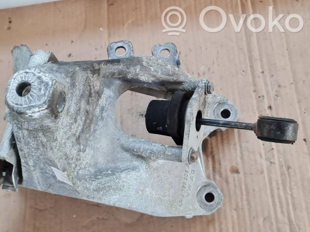 Audi A5 Engine mounting bracket 