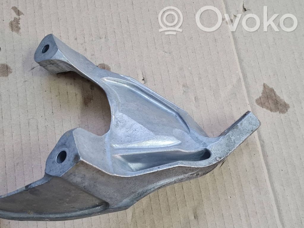 Audi RS Q8 Engine mount bracket 
