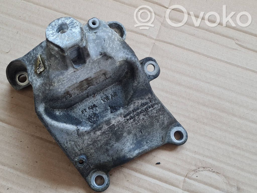 Audi A4 S4 B9 Engine mounting bracket 