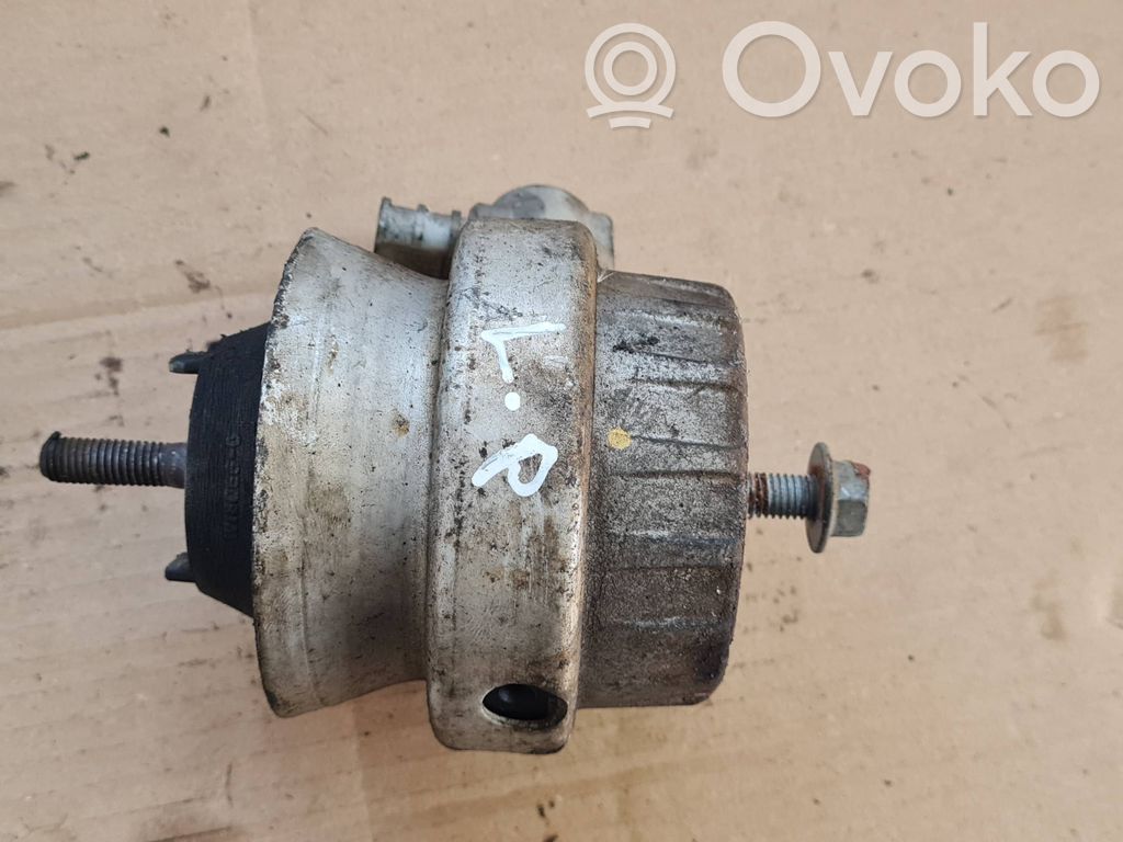 Engine mount bracket   4F0199379BK